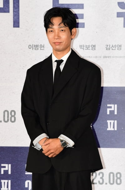 [TEN포토] 김도윤 '긴장된 포토타임'