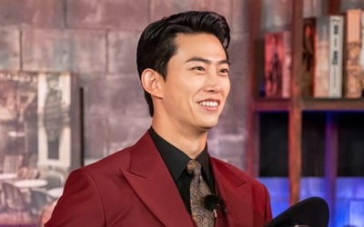 2PM 우영도 놀랐다…옥택연, 온몸 던진 열정맨 "'홍김동전' 제6의 멤버다운 활약"