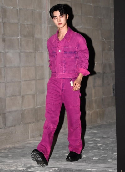 [TEN포토] 더보이즈 큐 '광고 한 장면처럼'