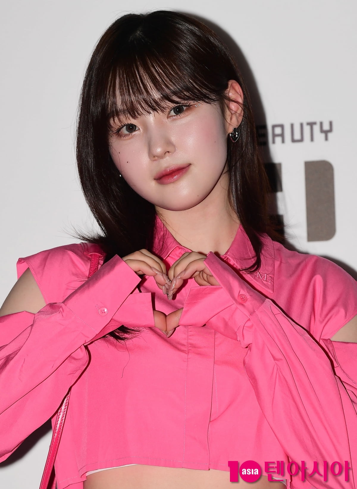 [TEN포토] 케플러 김채현 '인형의 하트'