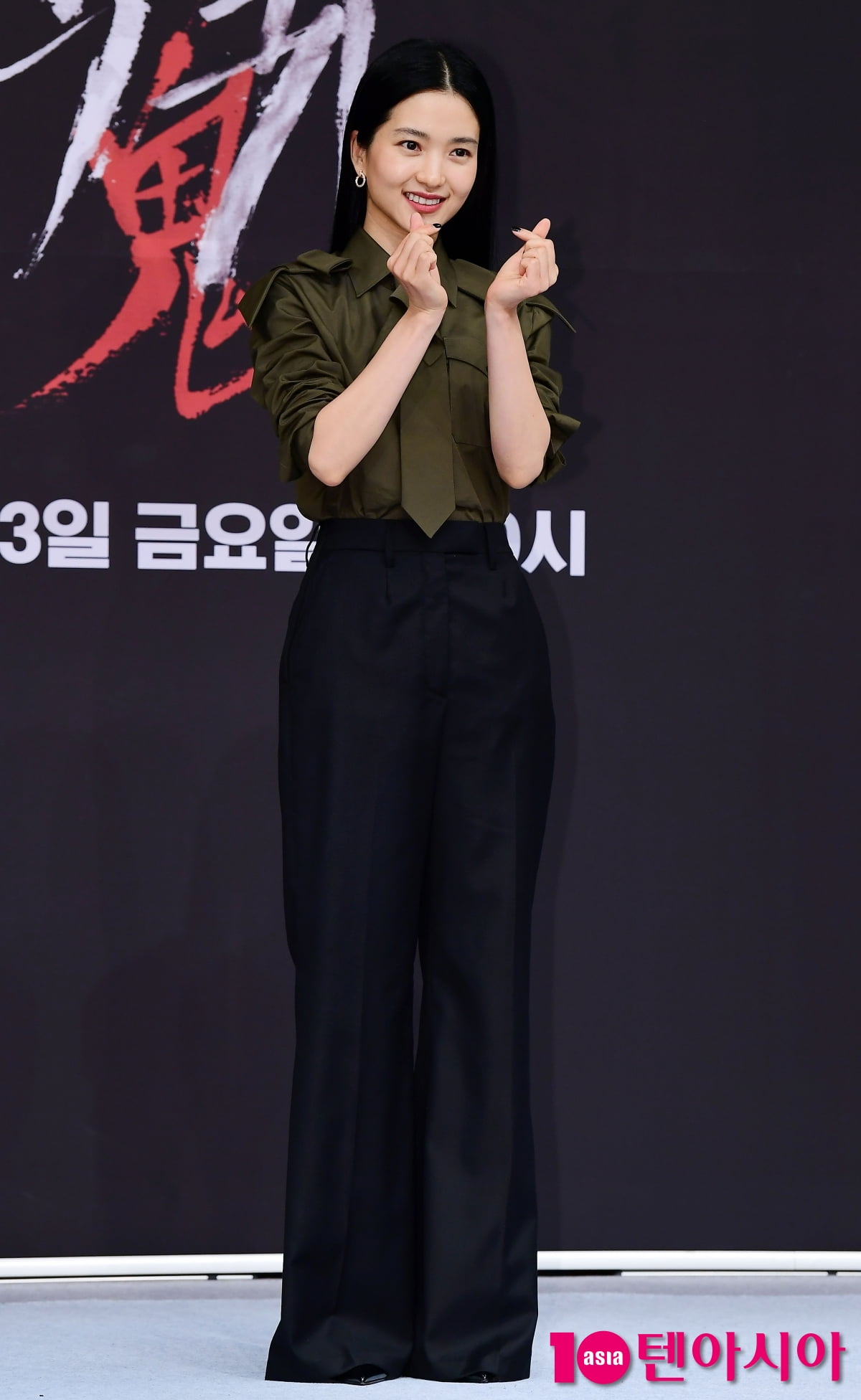 [TEN포토] 김태리 '요정의 하트'