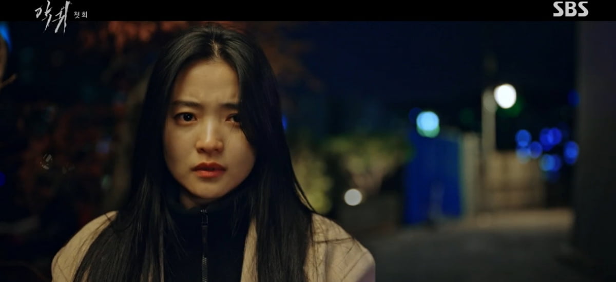 김태리, 귀신 보게 됐다…김은희 집필 '악귀', 1회부터 순간 최고 12.8%[TEN이슈]