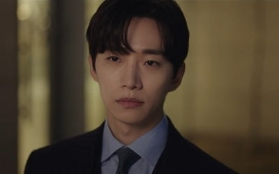 '짝사랑 조작남' 이준호, 스며드는 만큼 상승하는 로코력('킹더랜드')