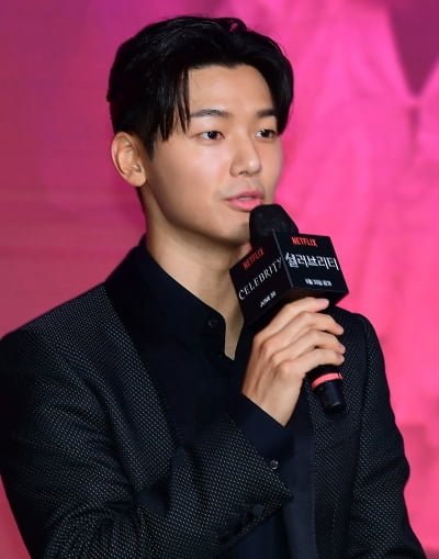 [TEN포토] 강민혁 "전효성 연예인 안 됐어도 핫한 셀럽이 되어있을듯"