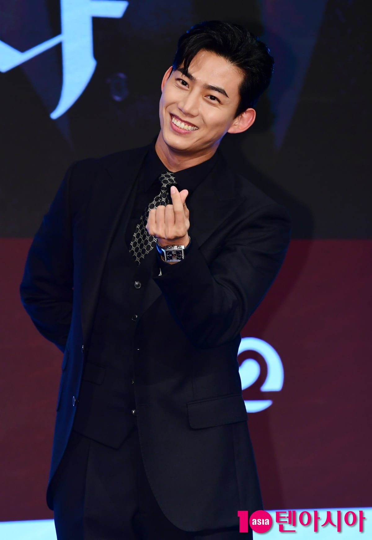 [TEN포토] 옥택연 '가슴이 뛴다 사랑해'