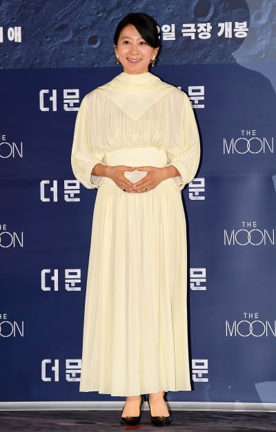 [TEN포토] 김희애 '아름다운 미소'