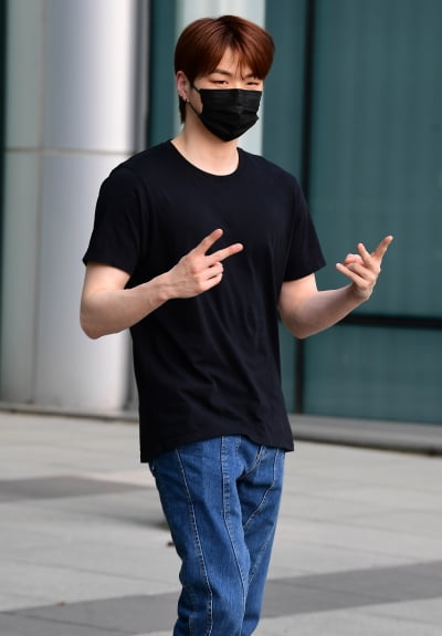 [TEN포토] 강다니엘 '남성미 넘치는 외모'