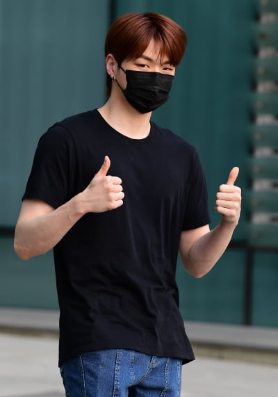 [TEN포토] 강다니엘 '오늘도 멋짐'