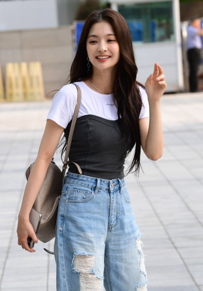 [TEN포토] 프로미스나인 이나경 '점점 더 이뻐지네'