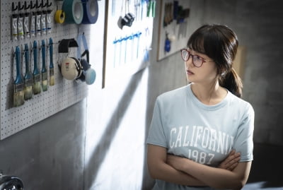 한승연 "신체 접촉 없이 벽 보고 하는 멜로 연기 어려웠다" ('빈틈없는 사이')
