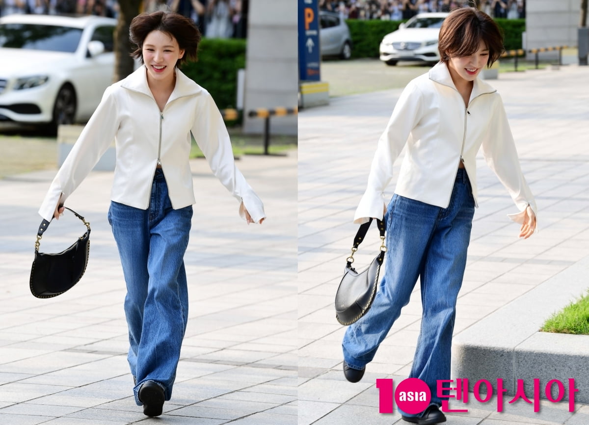 레드벨벳 웬디, DJ 완디 마지막 방송을 앞두고...작별 인사하는 인형[TEN포토+]