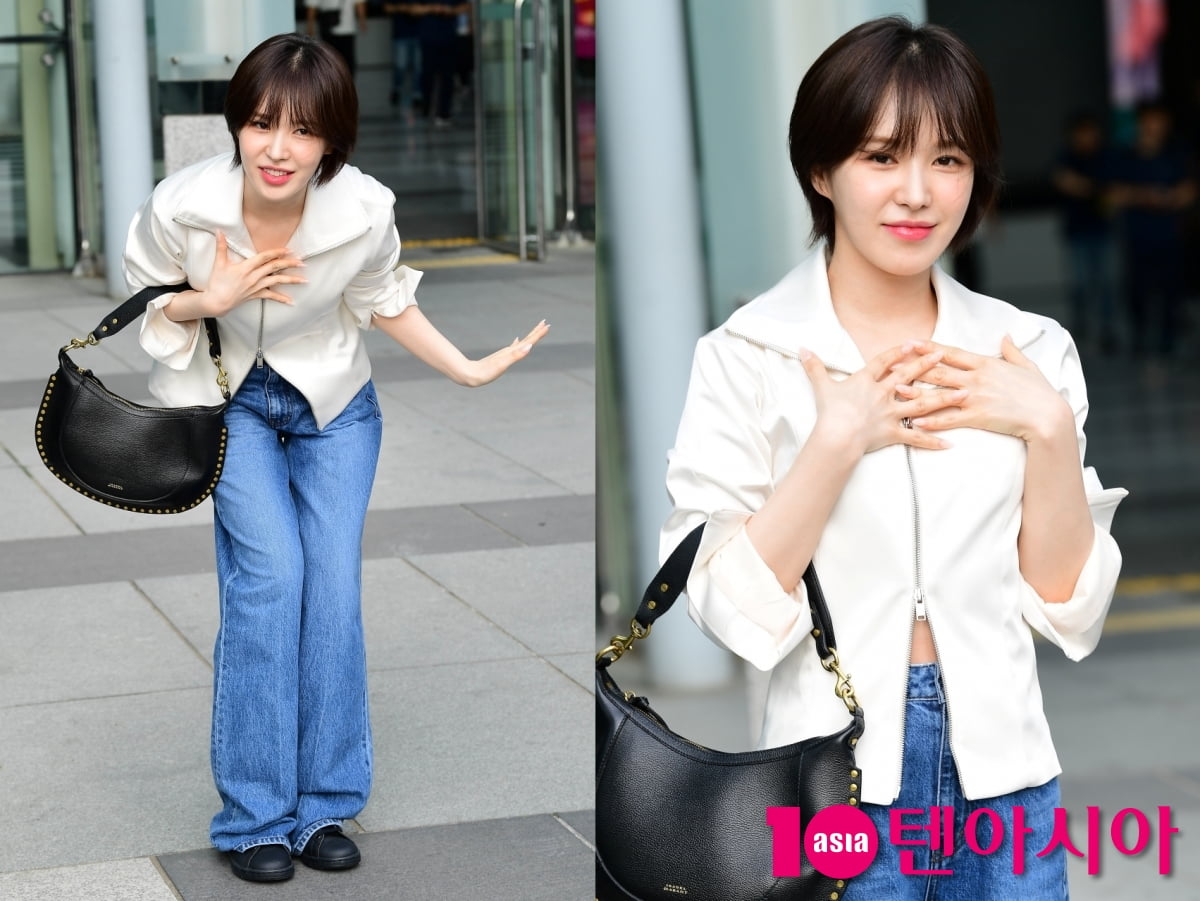 레드벨벳 웬디, DJ 완디 마지막 방송을 앞두고...작별 인사하는 인형[TEN포토+]