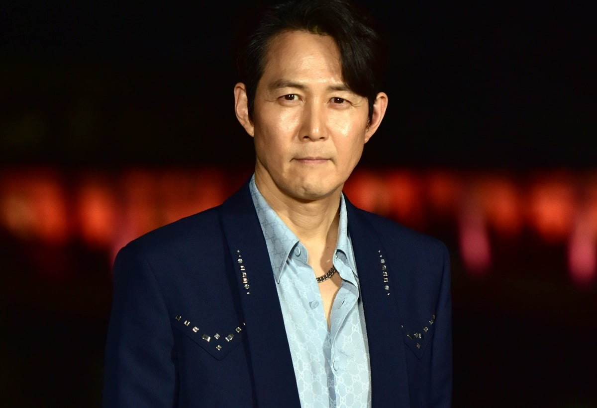 이정재, 절친 탑 '오징어 게임2' 캐스팅 입김 넣었나…소속사 "사실 아냐" [공식입장 전문]