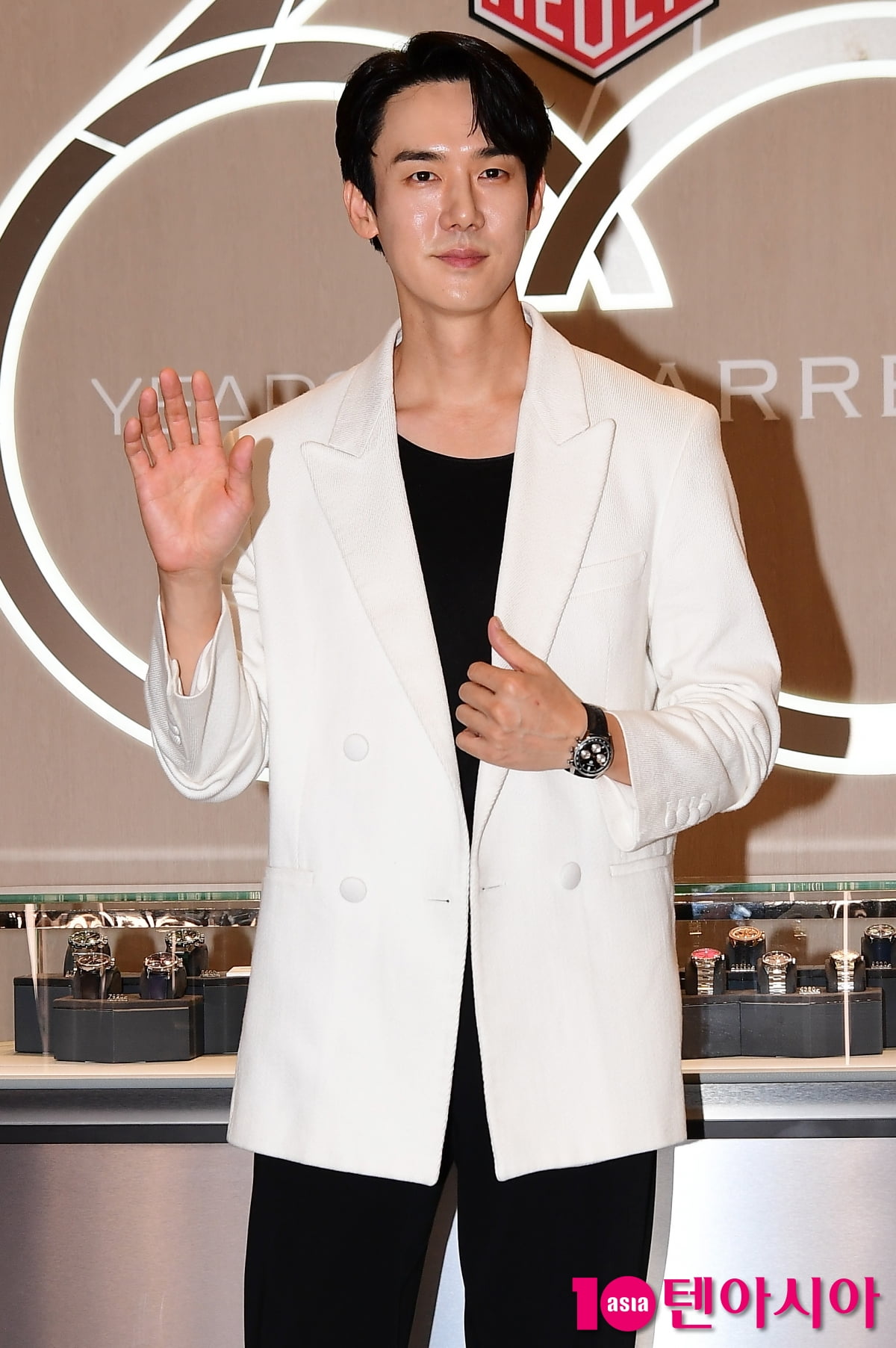 [TEN포토] 유연석 '클래스가 다른 비주얼'