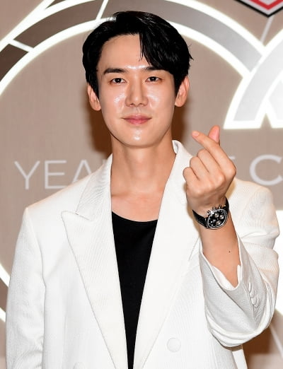 [TEN포토] 유연석 '꿀 떨어지는 눈빛'