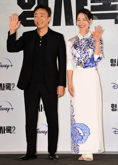 [TEN포토] 이성민-김신록 '재벌집에서 형사로 변신'