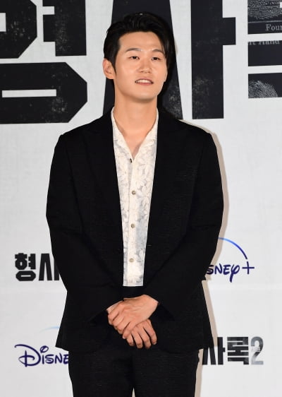 [TEN포토] 이학주 '수줍은 형사'