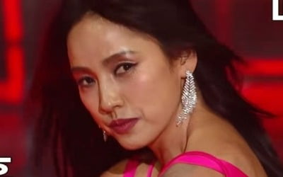 이효리♥이상순, 40금 팜프파탈 퍼포먼스…화사 "끝났다, 이건" 감탄 ('유랑단')
