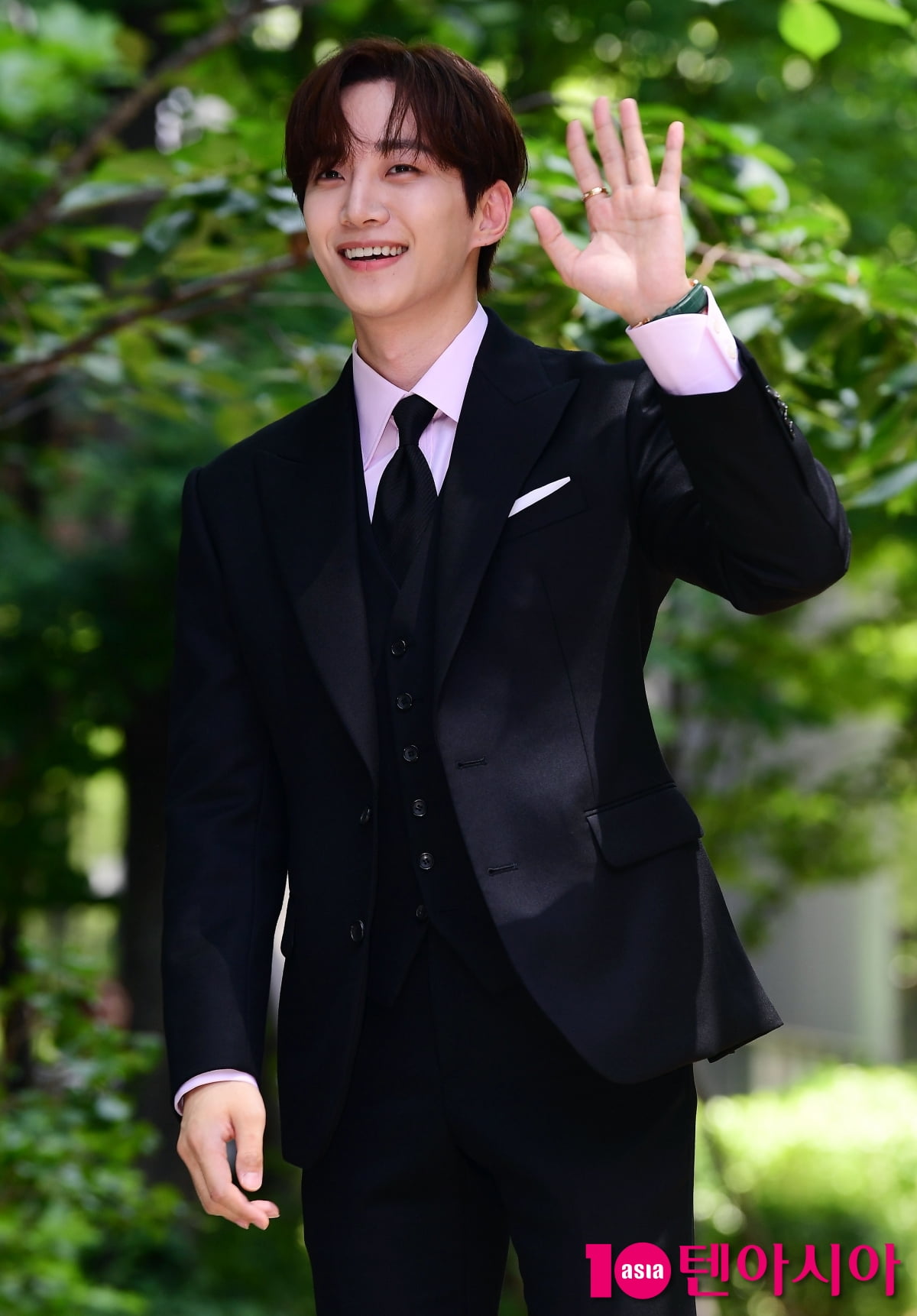 [TEN포토] 이준호 '햇빛도 질투하는 외모'