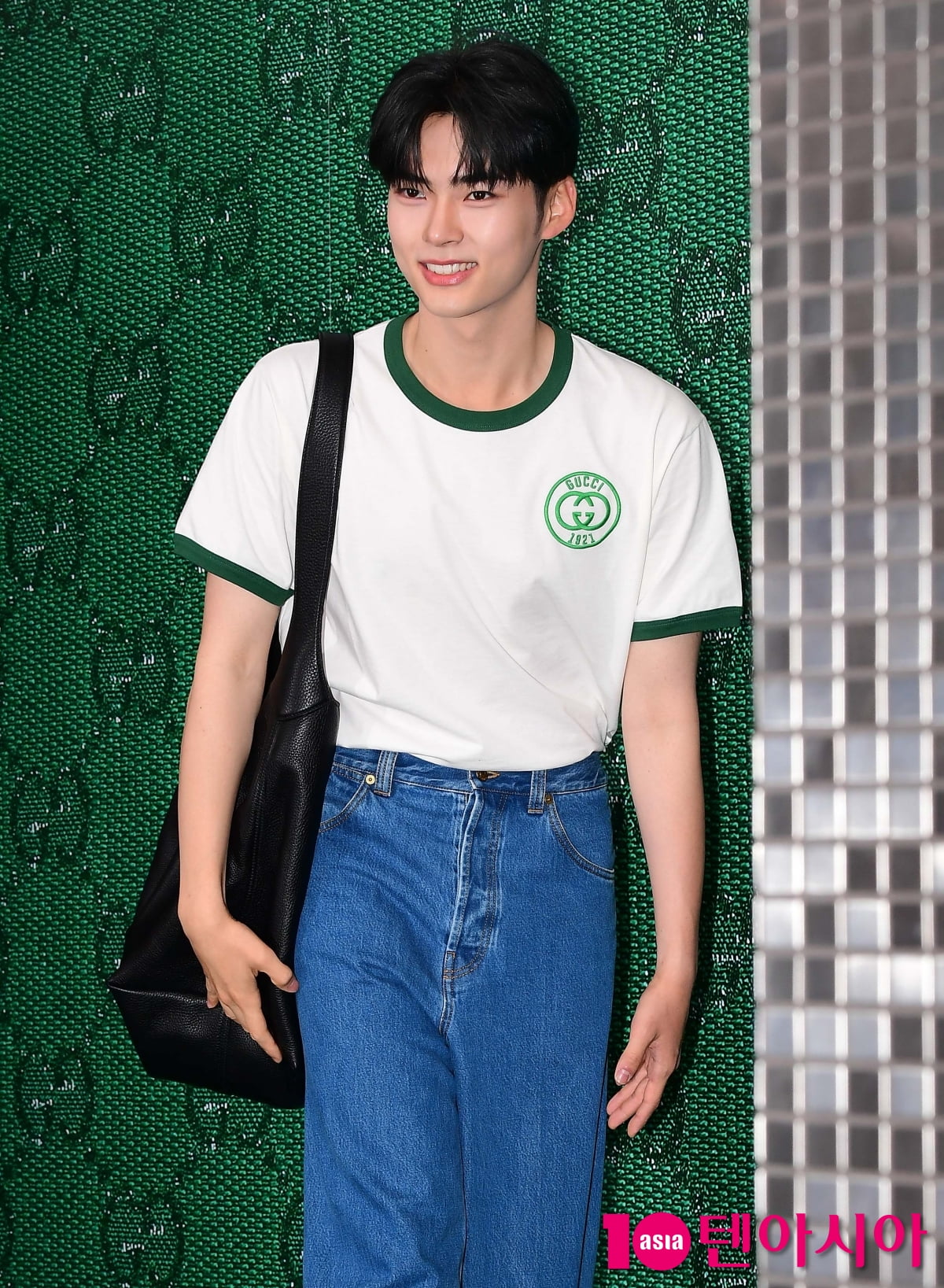 [TEN포토] 제로베이스원 한빈 '여심 사로잡을 댄디남'