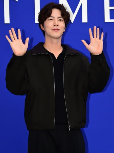 [TEN포토] 홍종현 '달달한 인사'