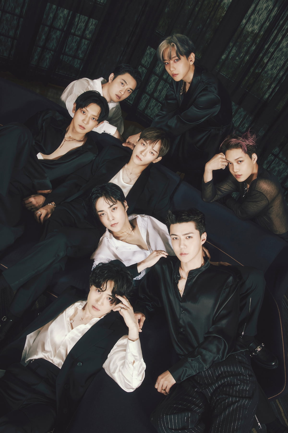 엑소(EXO)가 돌아왔다