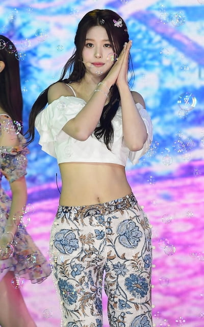 [TEN포토] 엔믹스 설윤 '과즙미 팡팡'