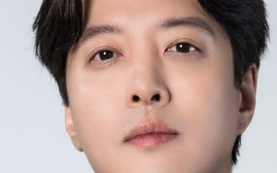 이동건 "'셀러브리티' 공개 후 이틀 앓았던 나, 이혼한 캐릭터에 내 삶 투영"[인터뷰①]