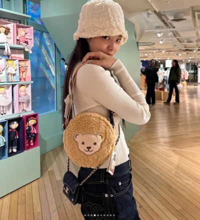 제니, 홀로 럽스타그램 시작? 뷔와 열애 셀프 인정 [TEN이슈]