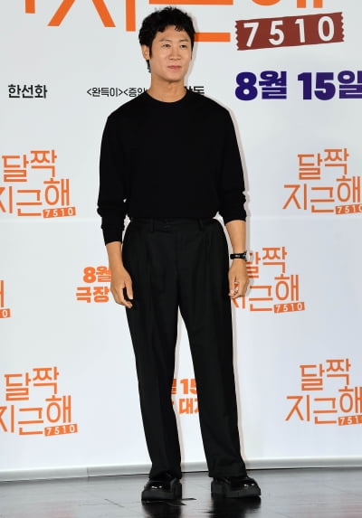 [TEN포토] 진선규 '머리부터 발끝까지 블랙''
