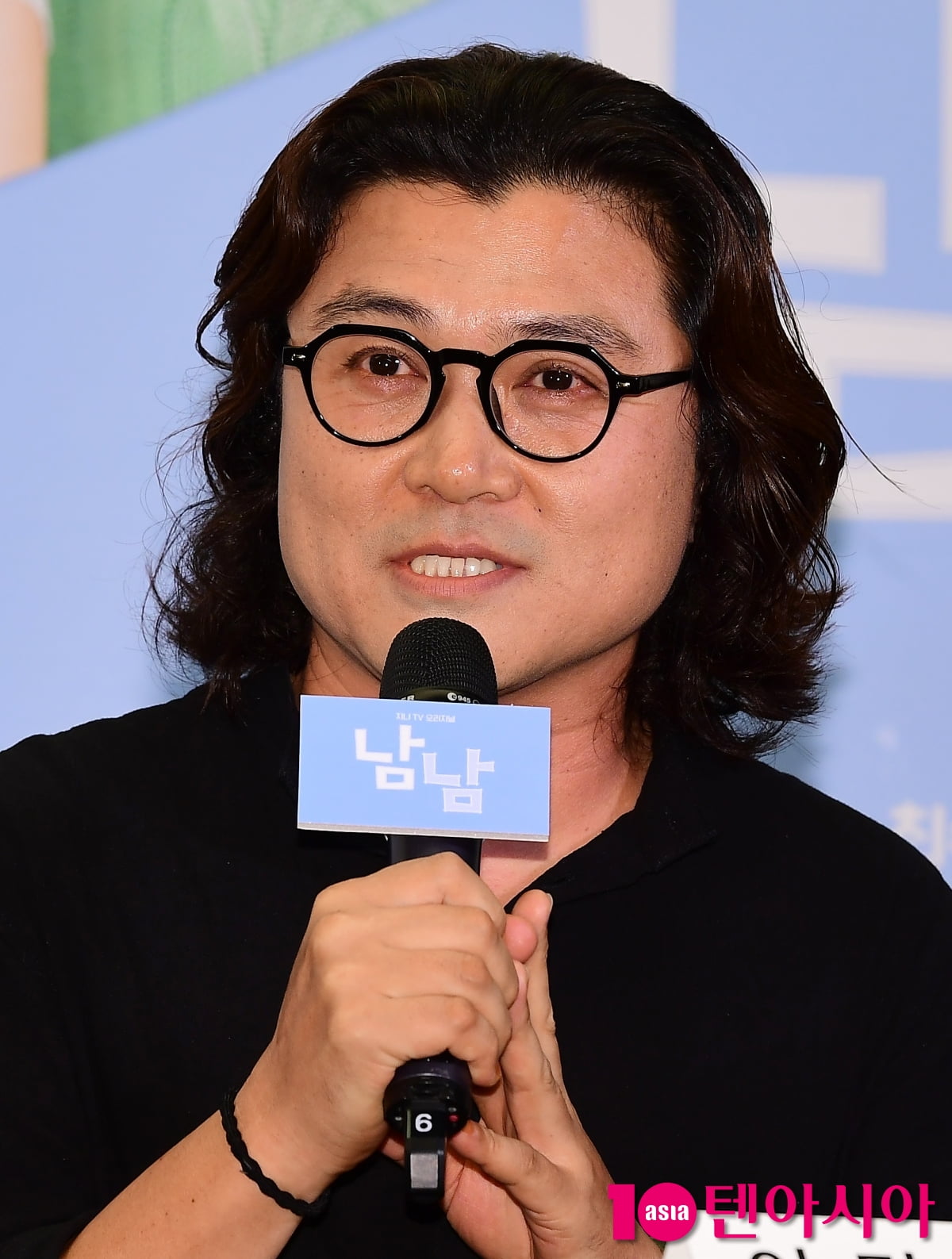 [TEN포토] 이민우 감독 '따뜻한 드라마 '남남' 기대하세요'