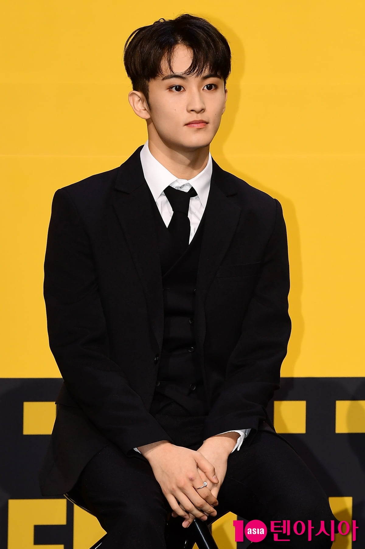 [TEN포토] NCT DREAM 마크 '빠져드는 이목구비
