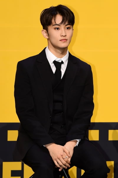 [TEN포토] NCT DREAM 마크 '빠져드는 이목구비