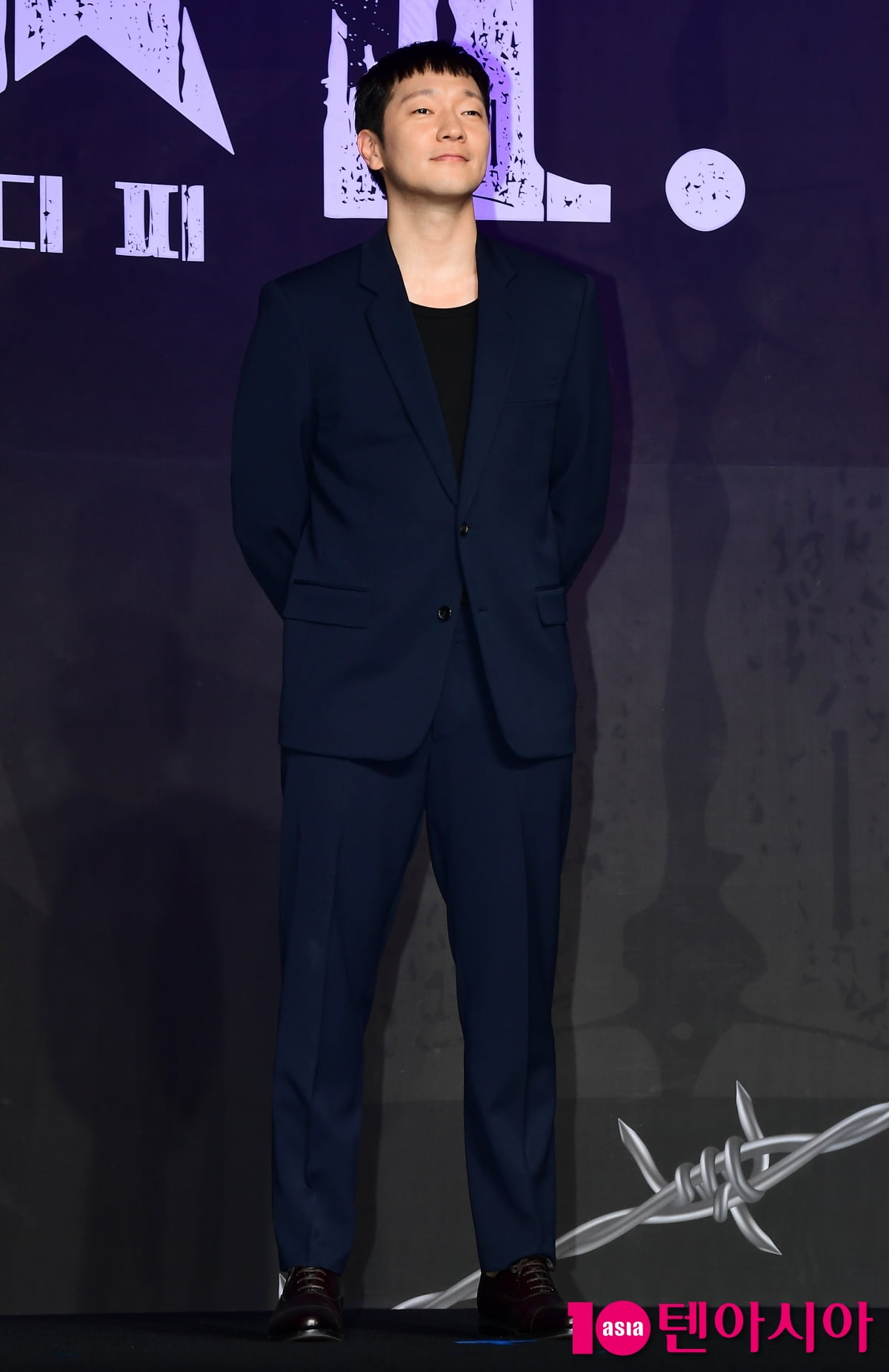 [TEN포토] 손석구 '젠틀한 포즈'
