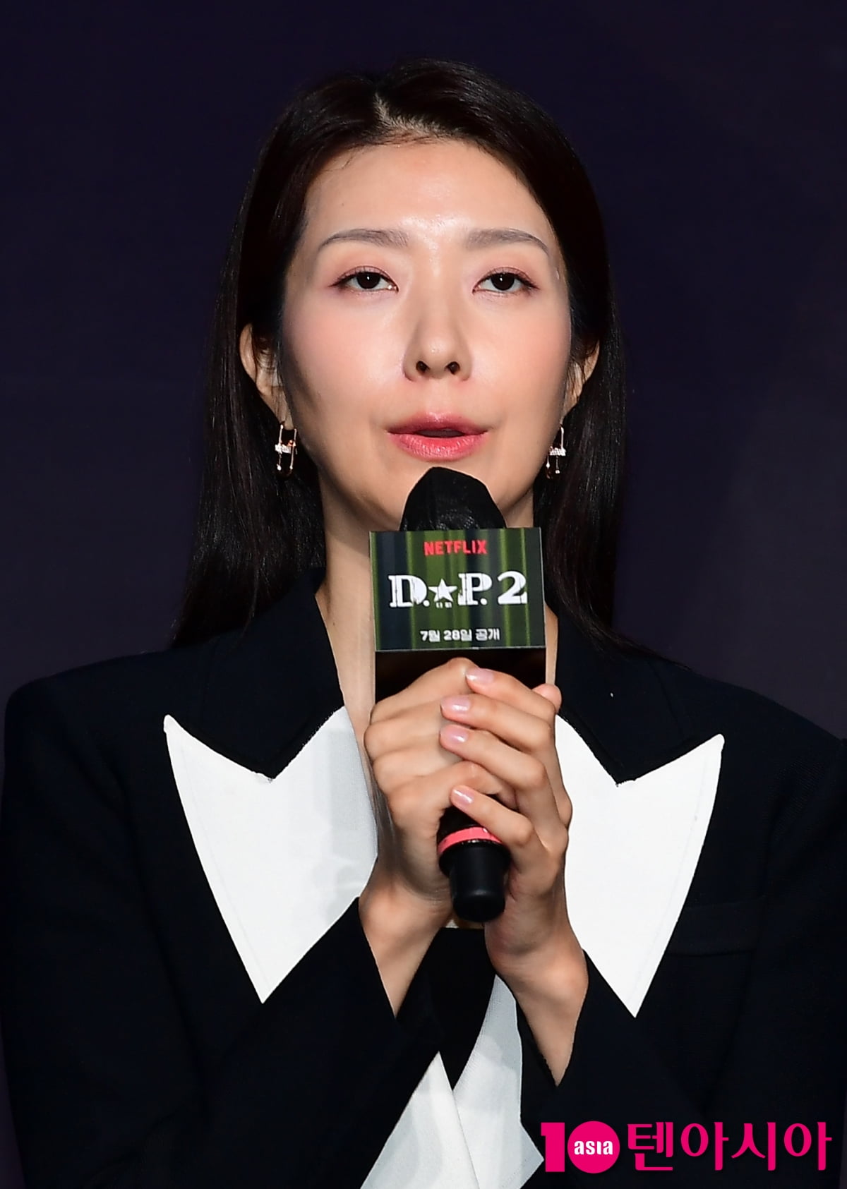 [TEN포토] 김지현 '스탭과 배우들의 환상적인 호흡에 감탄'