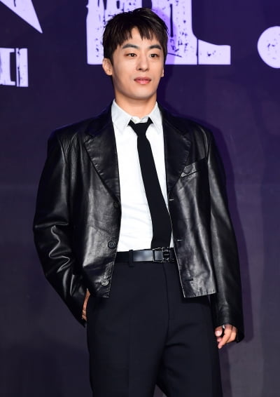 [TEN포토] 구교환 '계절 앞서가는 패션'