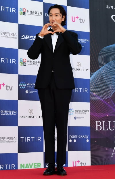 [TEN포토] 이광수 '우월한 비율'