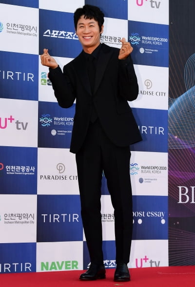 [TEN포토] 진선규 '귀여운 싱글벙글'