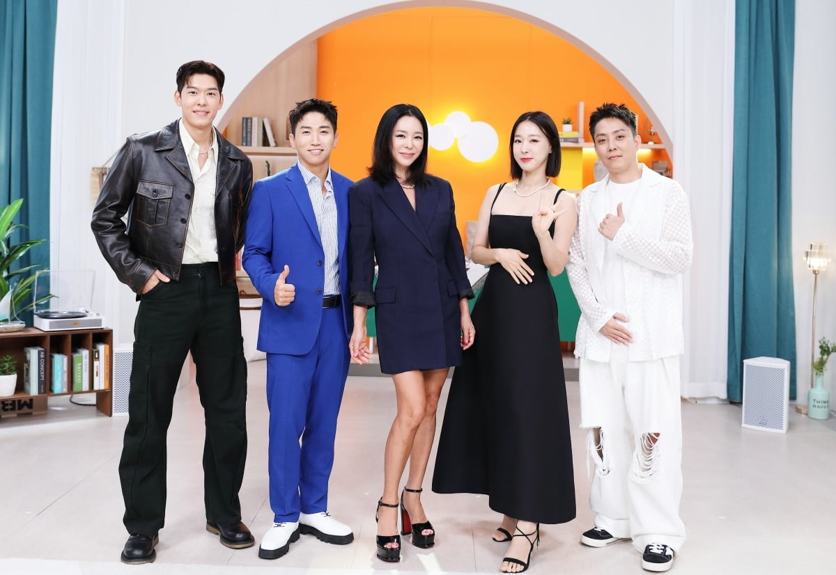 오스틴강, 유세윤, 이혜영, 이지혜, 은지원./사진=MBN