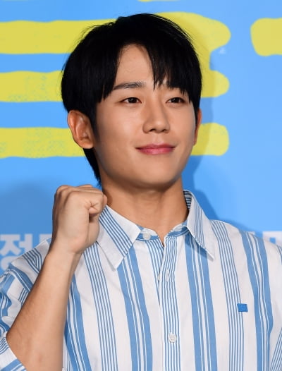 [TEN포토] 정해인 '밀수 파이팅!'