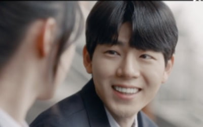 [종합] 강말금, '27년 전 첫사랑=배현성' 깨달았다 '감격의 눈물' ('기적의 형제')