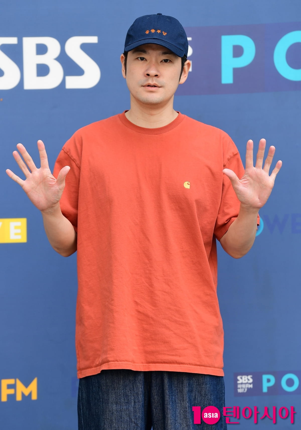 [TEN포토] 장기하 '라디오에서 만나요'