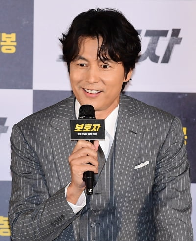 [TEN포토] 정우성 '첫 장편영화 감독으로 데뷔'