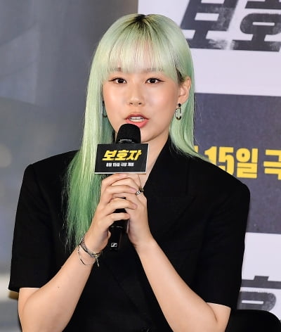 [TEN포토] 박유나 "정우성 감독의 아우라에 눌렸다"