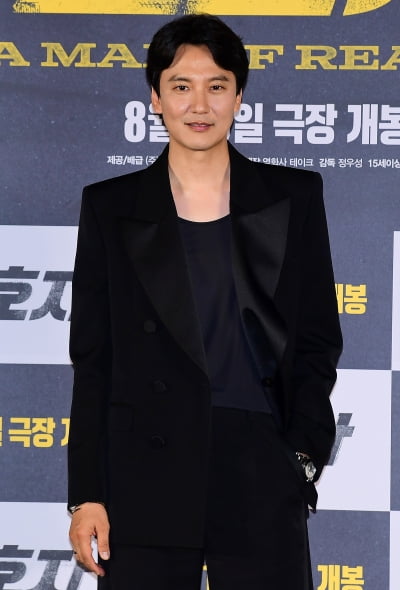 [TEN포토] 김남길 '오늘도 멋짐'