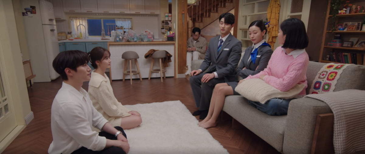 임윤아, ♥이준호와 키스할 때 입은 룩…단돈 15만원대로 상큼발랄 귀요미 변신