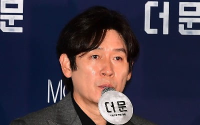 '더 문' 설경구 "도경수 연기 보니 나는 정말 날로 먹었단 생각에 부끄러워"