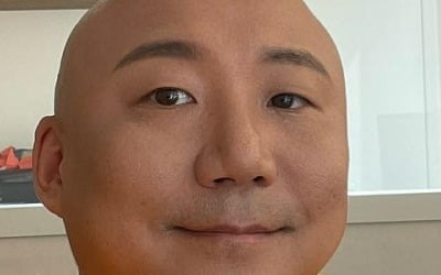cartoonist Joo Ho-min reports a teacher for allegedly abusing his autistic son