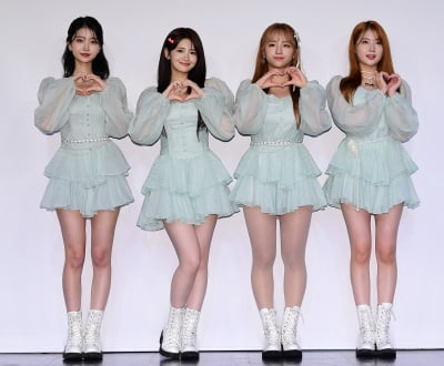 [TEN포토] 세러데이 '타이틀곡 '있을게' 사랑해주세요'