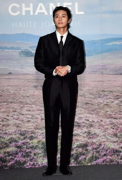 [TEN포토] 박서준 '머리부터 발끝까지 센스 가득'